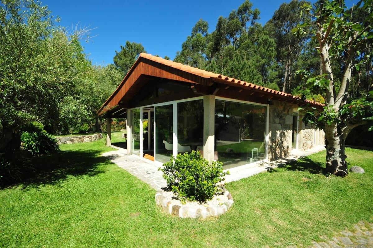 Вилла Casas De Santiago Вила-Нова-ди-Сервейра Экстерьер фото