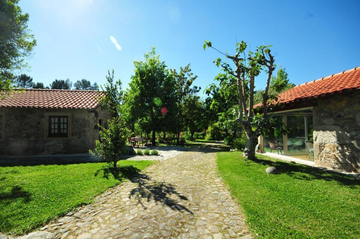 Вилла Casas De Santiago Вила-Нова-ди-Сервейра Экстерьер фото