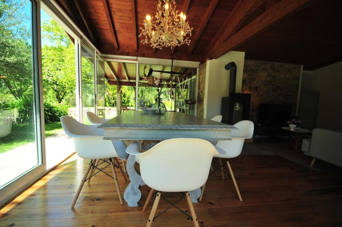 Вилла Casas De Santiago Вила-Нова-ди-Сервейра Экстерьер фото